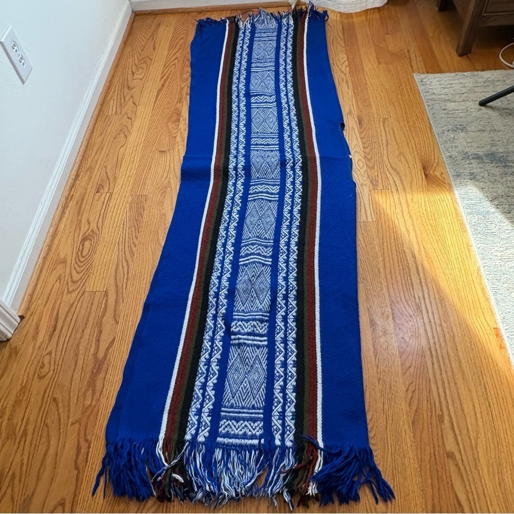 100% Alpaca Wool Poncho Cape Made in Ecuador - Picture 8 of 16